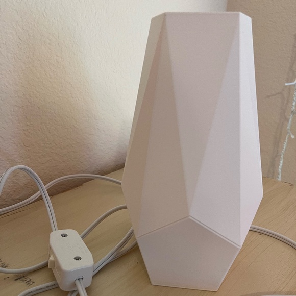 MISHI Table/Bedside Lamp - Picture 2 of 3